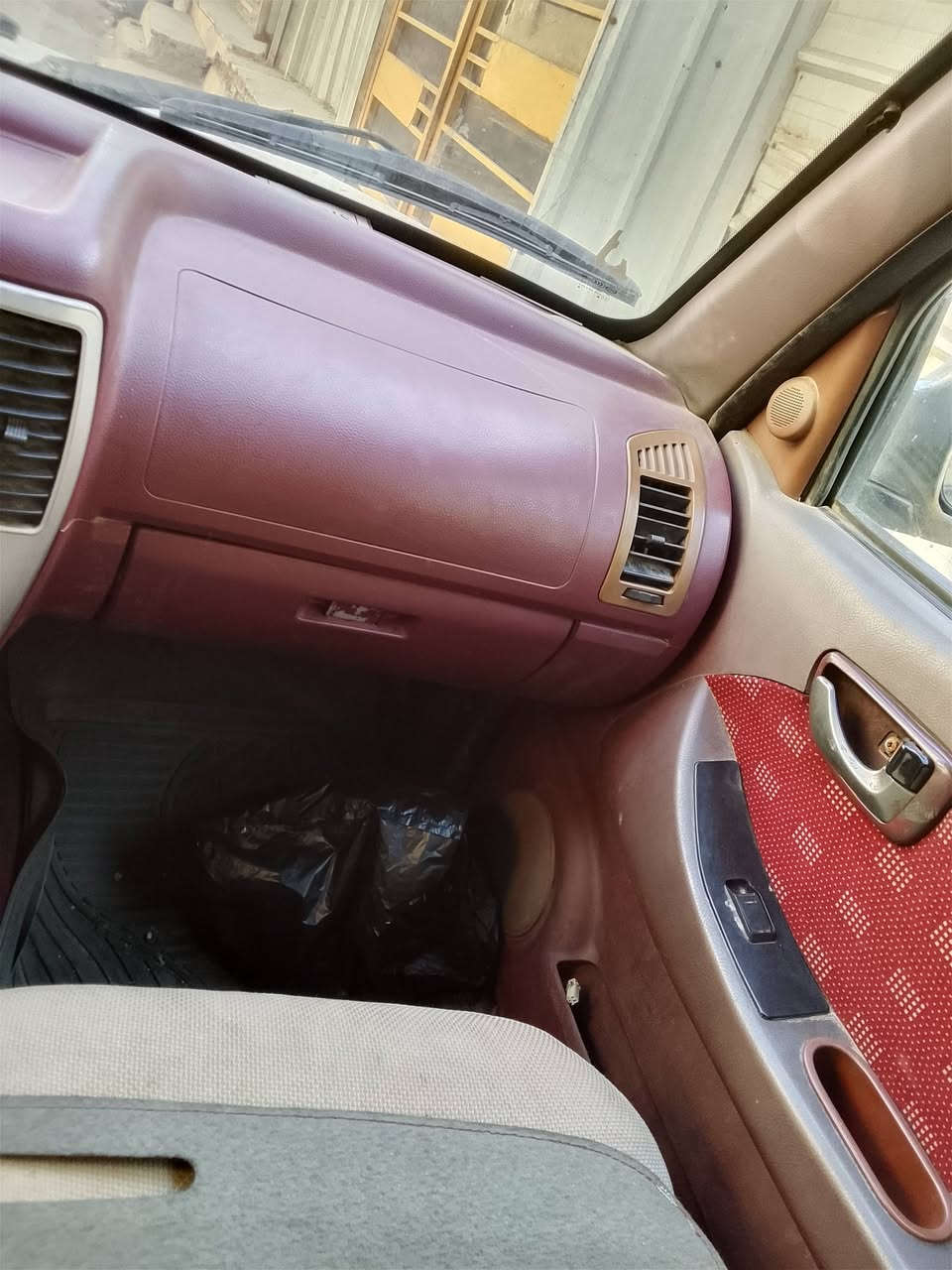 السلام عليكم سياره للبيع بيكم سكاي موديل 2013 مكفوله من كلشي السعر 65 وبيها مجال بسيط الرقم ***********
