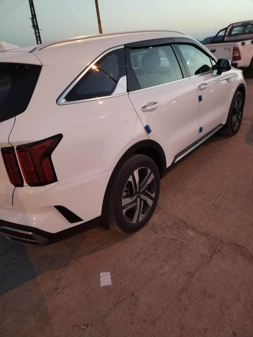 سورنتو كفاله مديل ٢٣ ماشيه ٤٣ رقم بغداد مكان سياره كوت ***********
