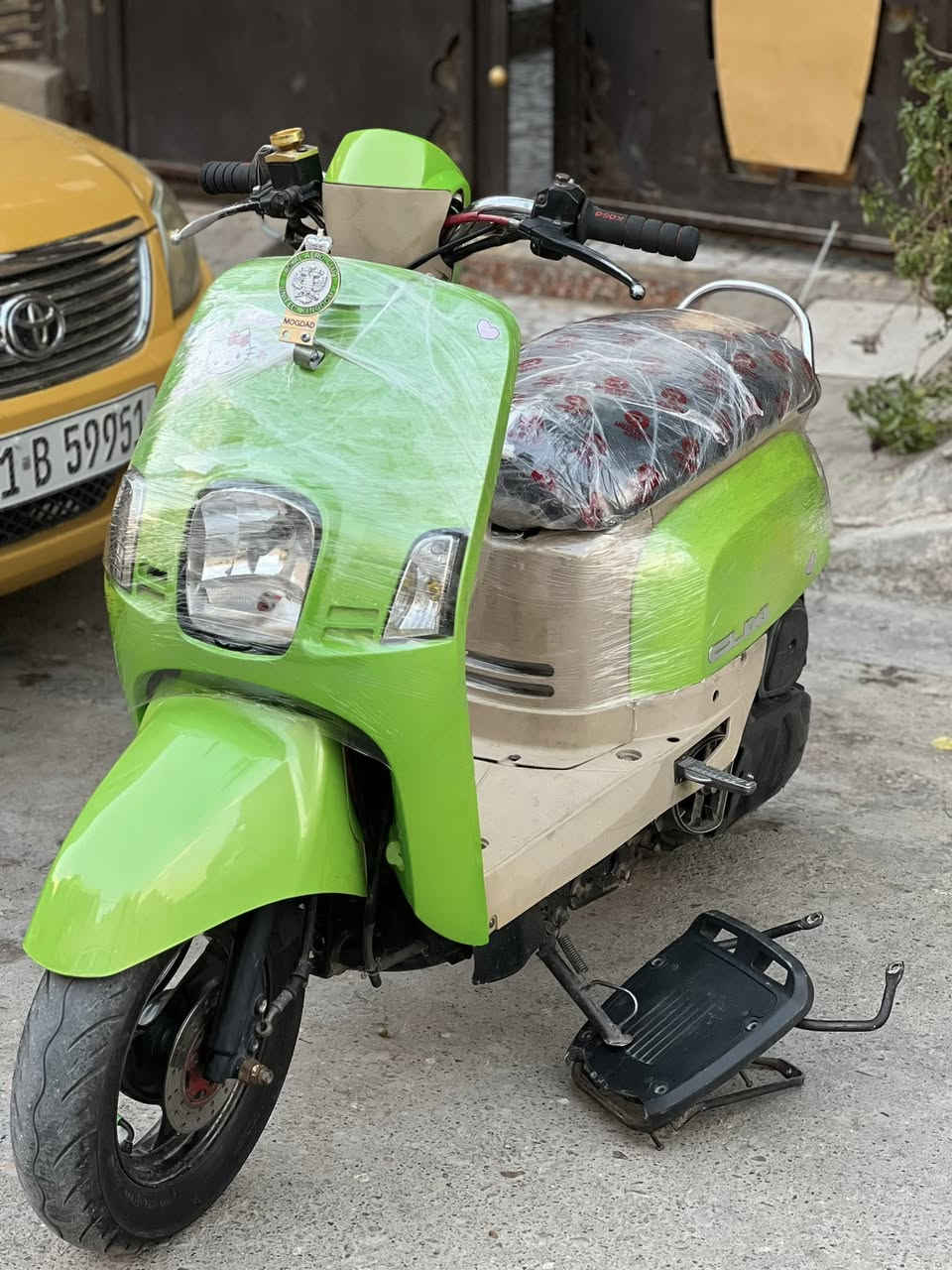 سلام عليكم دراجه ماكس بوليسي كابريتر للبيع الدراجه أخت الرمبه كامله من كلشي مكينه مامفتوحه ناعمه كلش شلعه معدل شغاله سلف هندر شرط نكره  دراجه كلها ختم واحد بلاديه كهربائيات كلها شغاله نقصها بس لكزازه مال لمازده ليكدام ولهندر موجود مالتها السعر 650 وبيها مجال المكان بغداد الزعفرانيه اربع شوارع الهاتف ***********
