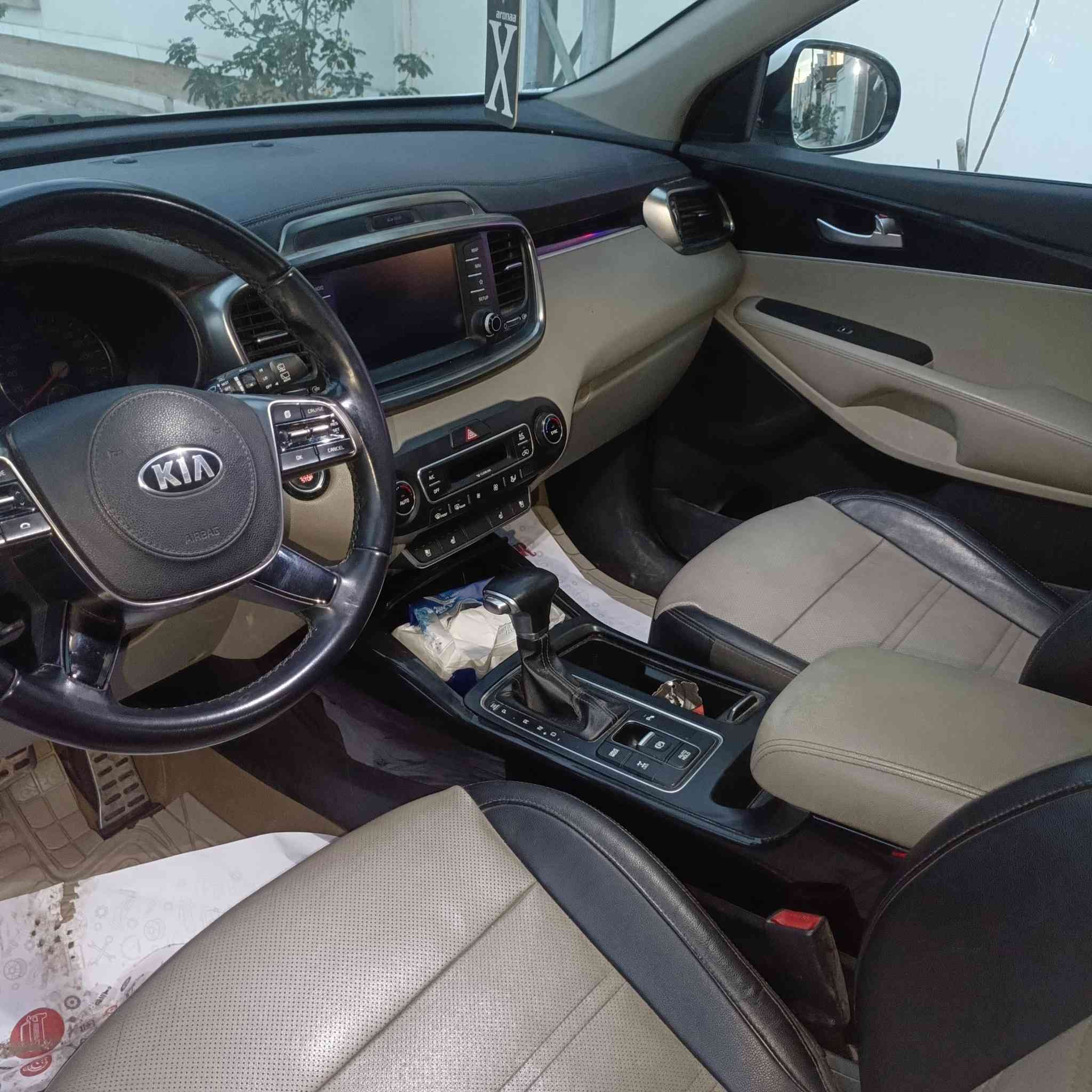 سلام عليكم
للبيع سورنتو موديل ٢٠١٩ فول مواصفات  ١/١ و فور ويل ورقم بغداد بأسمي 
السعر المطلوب ٢٥٠ 
للاستفسار الاتصال بالرقم / ***********
***********
اخوااان رجاءاً غير متواجد على الفيس اتصال وتدلل
