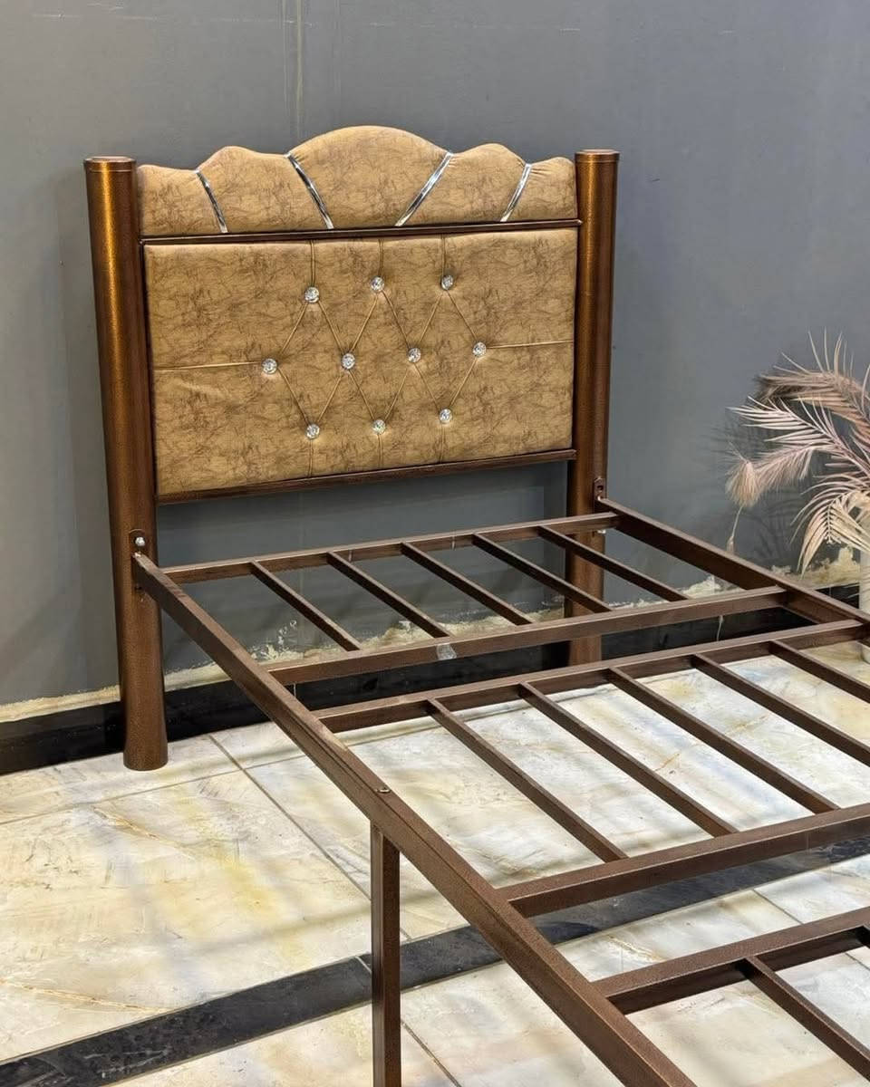 سرير شغل عراقي 🇮🇶
✨ دوشمة مخمل وتر بروف ضد الماء
🛠️ حديد صبغ حراري قوي ومتين
🎨 متوفر بـ 4 ألوان عصرية
🦵 تصميم ثابت بـ 6 أرجل
🚚 توصيل متوفر داخل بغداد وجميع المحافظات
للحجز والاستفسار 📩
مراسلة الصفحة مباشرة
#سرير_عراقي #شغل_معمل #جودة_عالية #دوشمة_مخمل #اثاث_منزلي #توصيل_لكل_المحافظات 💙


**إذا كنت صاحب هذا الإعلان وتريد حذفه لأي سبب، رجاءا أرسل رسالة إلى الدعم الفني**