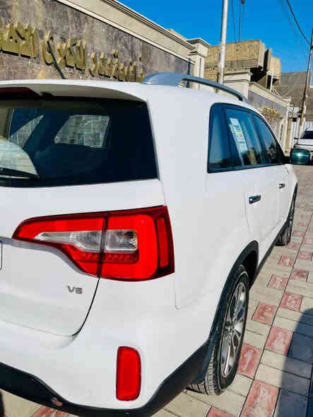 السلام عليكم 
كيا سورنتوا 2015 خليجي مكفوله كفاله عامه 
من الصبغ والتبديل والضربة بيها بس ربع دعاميه اماميه صبغ وبارد بالباب الخلفي شي بسيط ع كد اصبعين 
الموصفات فول الفول 1/1 
بصمة ابواب وتشغيل
ستة سلندر٣٥٠٠ حجم المحرك
7راكب 3قطع تبريد مري شفط حساس امامي خلفي مري شفط اشاير بالمري لد امامي خلفي كشن كهرباء خزن ميموري تدفئة تبريد 
بردات خلفية رقم بغداد الجديد بأسمي هزه جديده 
السياره خير من الله مال بيت 
المكاني بغداد 
السعر ١٩٣وبيها مجال بسيط 
رقم الهاتف *********** بغداد
