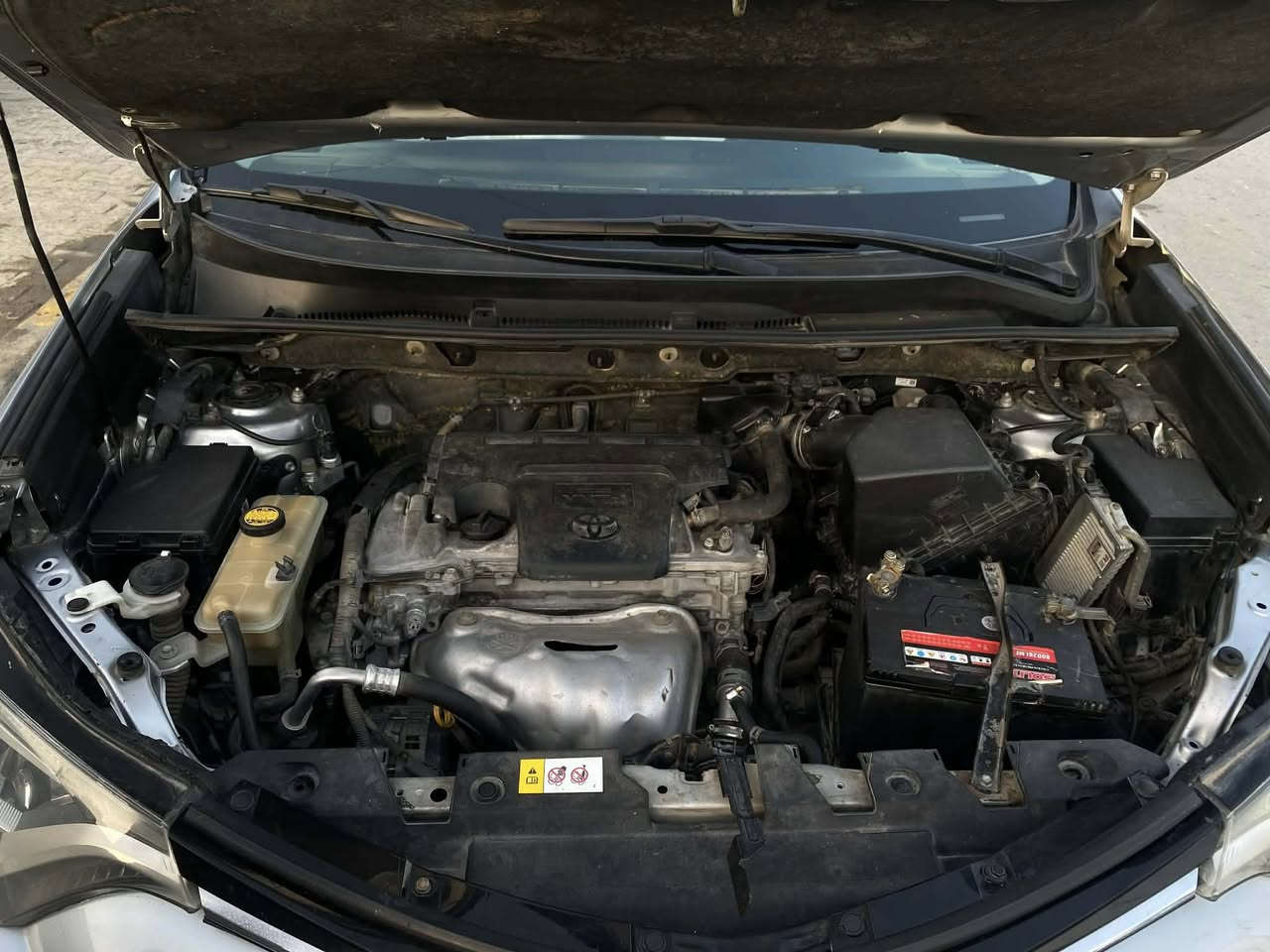 #للبيع تويوتا راف فور موديل 2018
السلام عليكم
#السعر_148$ بيها مجال قليل
♦️ #بأسمي رقم بغداد
♦️ السياره نظيفه بدون اي نقص (جاهزه ) :
• كير ( اوتو ) جيد + محرك جيد + تبريد ❄️ + تدفئه 🔥 
• صدر جديد + تخم تاير + ويل جديد
• كهربائيات كلها كامله و بلادي مابيها اي نقص او جطلات
جنطه كهرباء+ بصمه تشغيل و ابواب
شاشه جبيره + تبريد بيانو 
رادار تصادم + فتحه سقف 
• غرفتها كلش نظيفه
بيها صبغ جاملغ امامي عكس السايق و حافه البنيد
بدون دواخل بدون شواصي بدون اي شي مجرد طخه صغيره ع الخارج

♦️العنوان : بغداد _ المحمودية
هـ /   ***********
