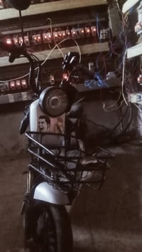 دراجه شحن بيها ملاحظات بسيطه قيم واخذها 07715919124