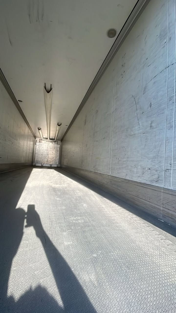 براد شمتز للبيع موديل 2007 دخول جديد منفيس 
سمك 7 ارتفاع استندر  ***********
