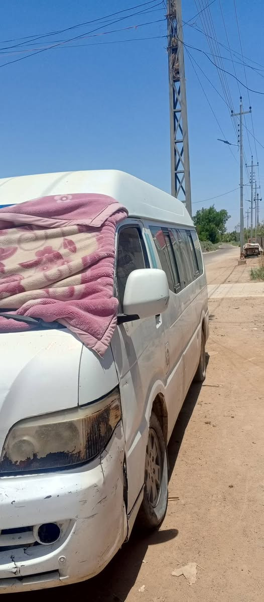 شيري 14راكب
مصفرة هيئة وضريبة باسمي

محرك ففي تي تبريد شغال بدون أي ضربة أو صبغ 

75ورقة للاستفسار***********
