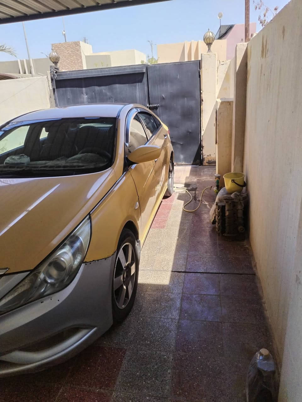 السلام عليكم للبيع أو مراوس سوناتا كوري موديل 2011 مضلع محرك جديد تبريد قطعتين تخم تاير صدر امامي خلفي جديد السيارة بيهة خياس ومصلح والباقي مكفول لان الكوري مكفول بسمي ثاني يوم تحويل باي محافظة لان رقم انكليزي السعر 85 وبي مجال للطيبين رقم الموبايل ***********
