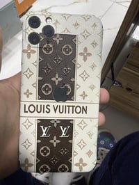 آيفون ١١ برو ماكس • ذاكره ٥١٢ • بطاريه ١٠٠