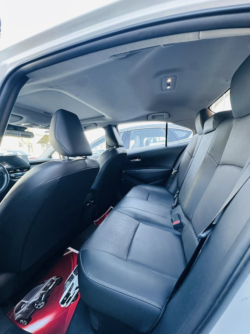 كورلا هايبرد داخل اسود كشن كهرباء مكفوله كفاله عامه من صبغ من تبديل من بارد
ماشيه 11الف فقط 
السعر 155بيهه مجال حك جيه 
الرقم \***********
