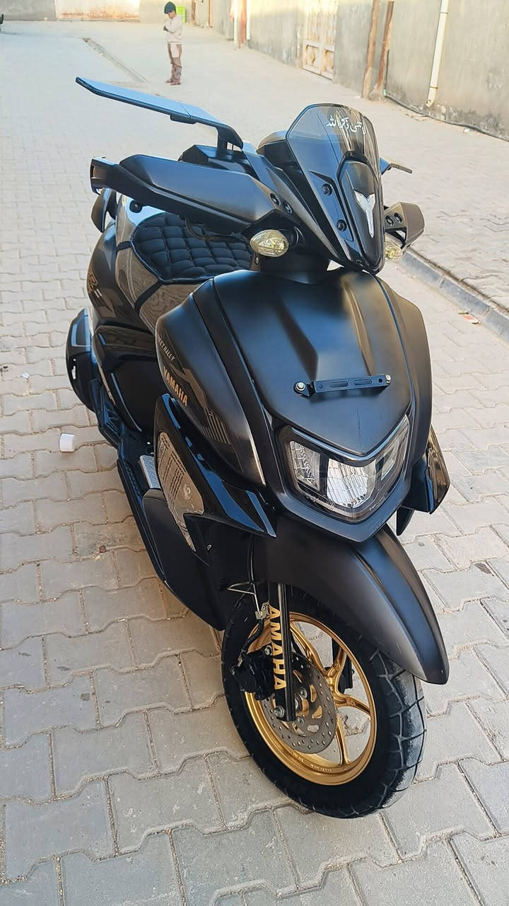 ZR23مكفوله كفاله عامه
للبيع مكينه خرسه ومكفوله  ونضافه 💯

 لون اسود طافي❤️‍🔥 الرقم /***********
