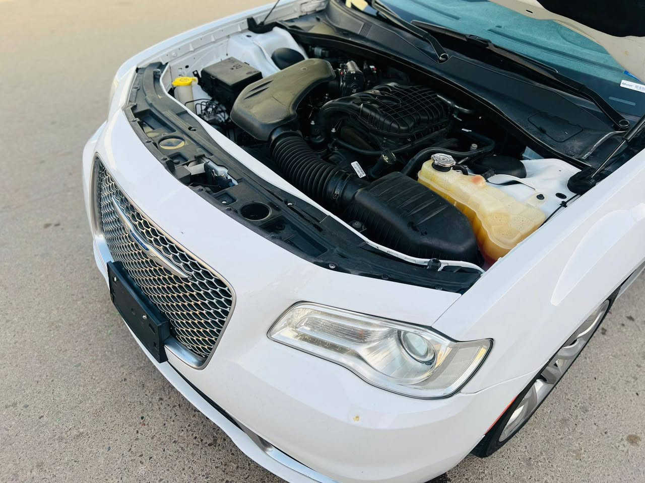كلايسلر اوباما تورنك 
دخول جديد ضباط  
 موديل 2019 
رقم ديالى 
بدون أيرباك  ماشيه  104 الف
بدون اي قطعه صبغ او تبديل كفاله عامه 
بغداد مدينة الصدر الاورفلي 
اللآستفسار حيدر العبودي ***********

