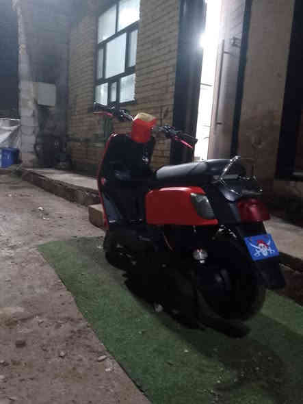 السلام عليكم اخوان دراجه بوليس شحن دراجه نضيفه الملف ثلاثه الاف واط العقل شادلها عقل رياضي تايرات جدد نقصها بطاريات تعبانه السعر 400 الف العنوان بغداد المراسمه قرب جزيره بغداد السياحيه الشراي يتصل على الرقم ***********
