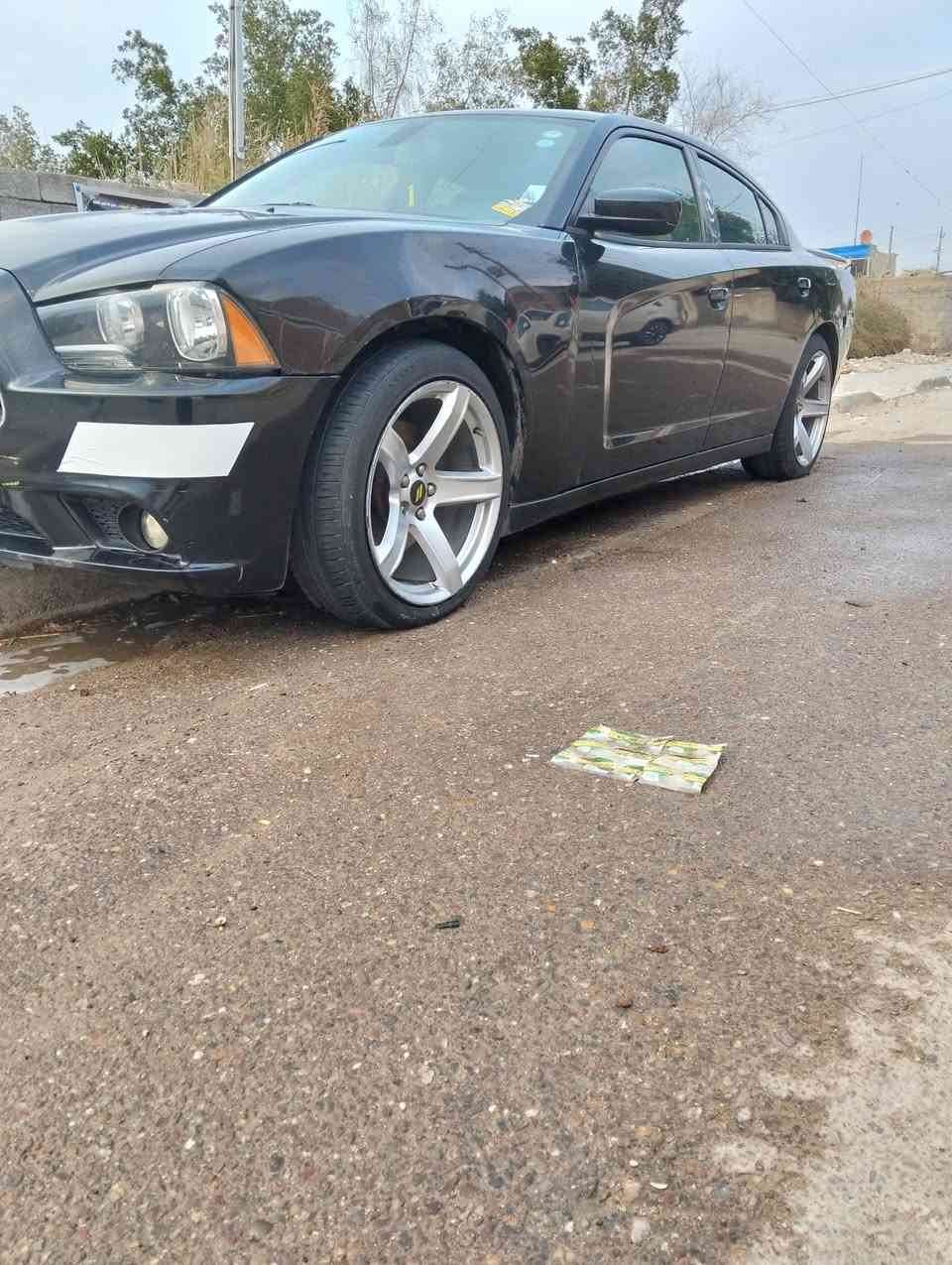 السلام عليكم جاجر 14كفاله من الصبح ولكص فول مواصفات واحد على واحد اسارتي كشن حضن تريد وتفئه ستيره هيترة كلاص حار بارد رادار نقطه عمياه مري قلاب ستيرن وكشن بل فتح يتقدم تشغيل عن بعد كامره شاشه كبيره  شفتات تالسياره جديده سعر 70بغداد وبيها مجال ***********
