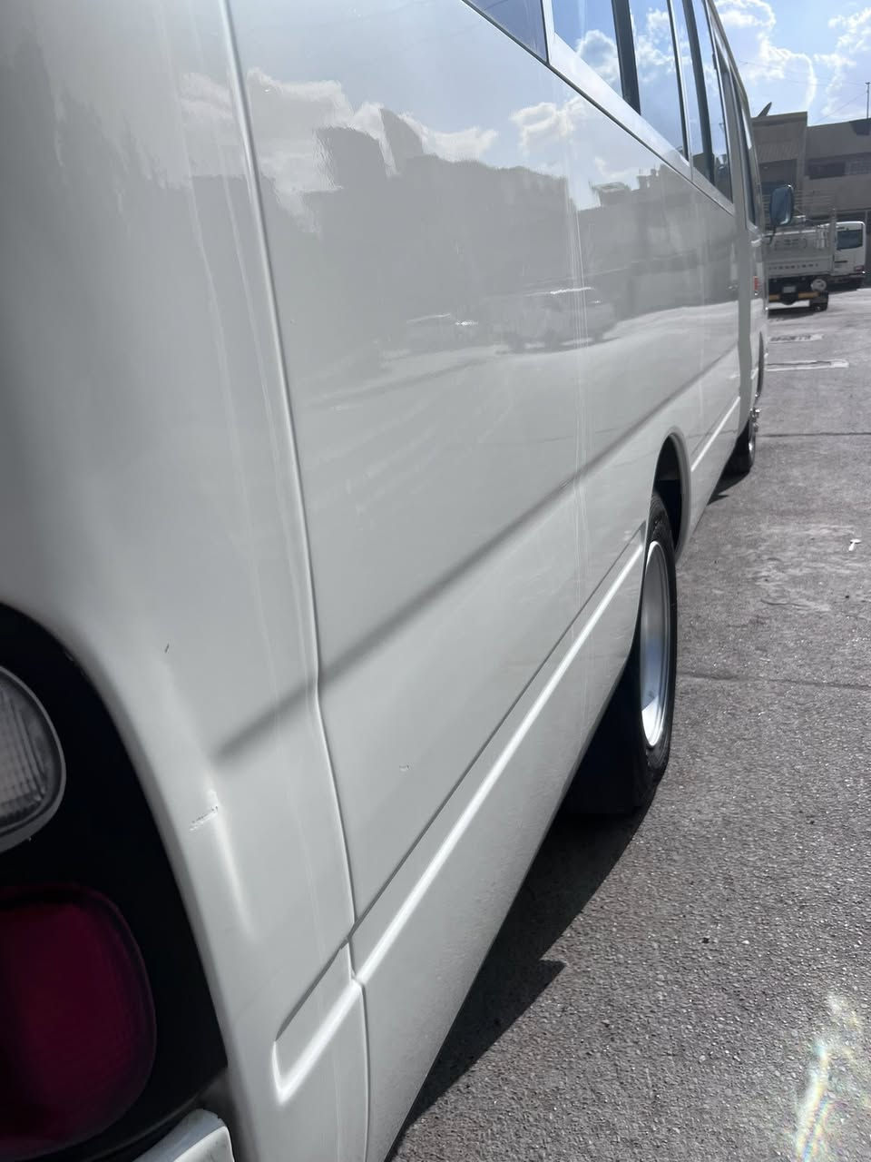 سلام عليكم كوستر باب الحاره 2016مكينه كير اكسل كفاله عامه ابيع مصبوغه من جوه الجام السعر 355الرقم ***********
