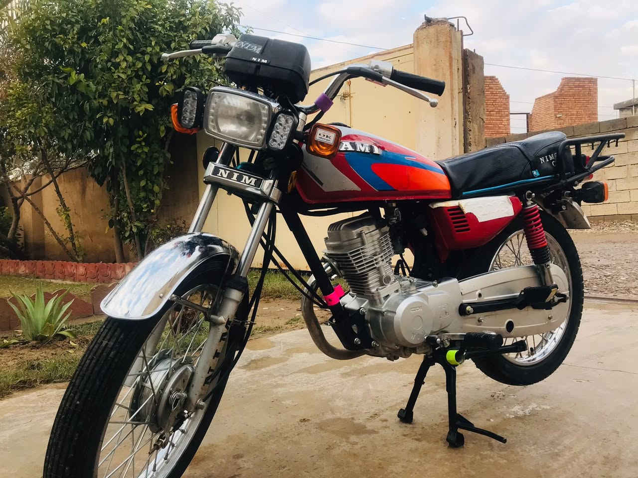 السلام عليكم دراجه 25 سلامته سعرها 660 والشباب بخير والدله ***********
