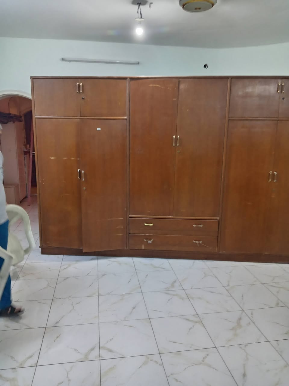 كنتور ٦باب عراقي صاج مال الأول نضيف مكان العامريه شارع المضيف تصال ع هذا الرقم *********** بي واتساب @
