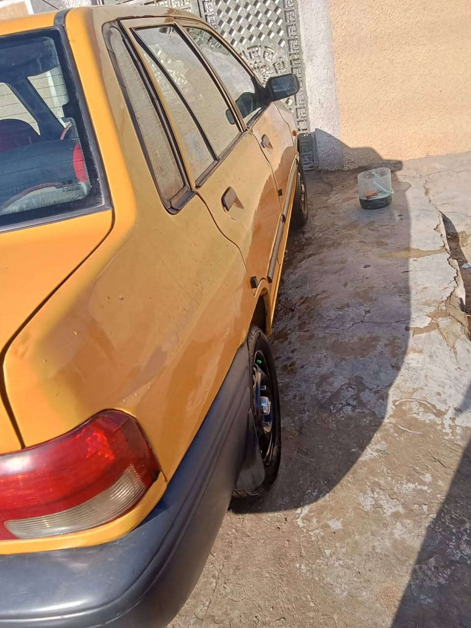 سلام عليكم شباب سايبه 2014 كير ومكينه كفاله تبريد شغال صدر امامي خلفي جديد صاعده هزه  تخم تاير جديد سياره ما ذب عليهه ربع هيئه وغرامات مصفره السياره خير من الله السعر 34 وبيهه مجال مكاني بغداد مدينه الصدر رقمي ***********
