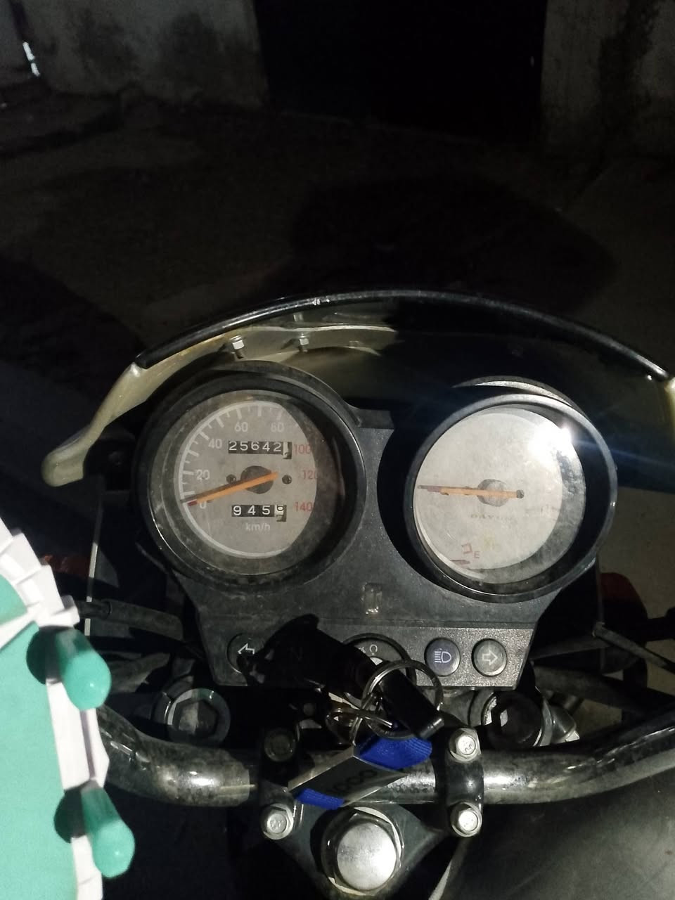 سلام عليكم دراجه دايون A26 ماشيه 25 الف للبيع موديل 2024 الدراجه كفاله عامه مرقم  انكليزي بغداد نقصها بس ستاند تعليك أما الدراجه مكفوله كفاله عامه جيب وياك فيتر وفحص مكاني بغداد صليخ السعر مليونين و 350 الف التواصل واتساب *********** المو شراي لا يكسر بحلال العالم
