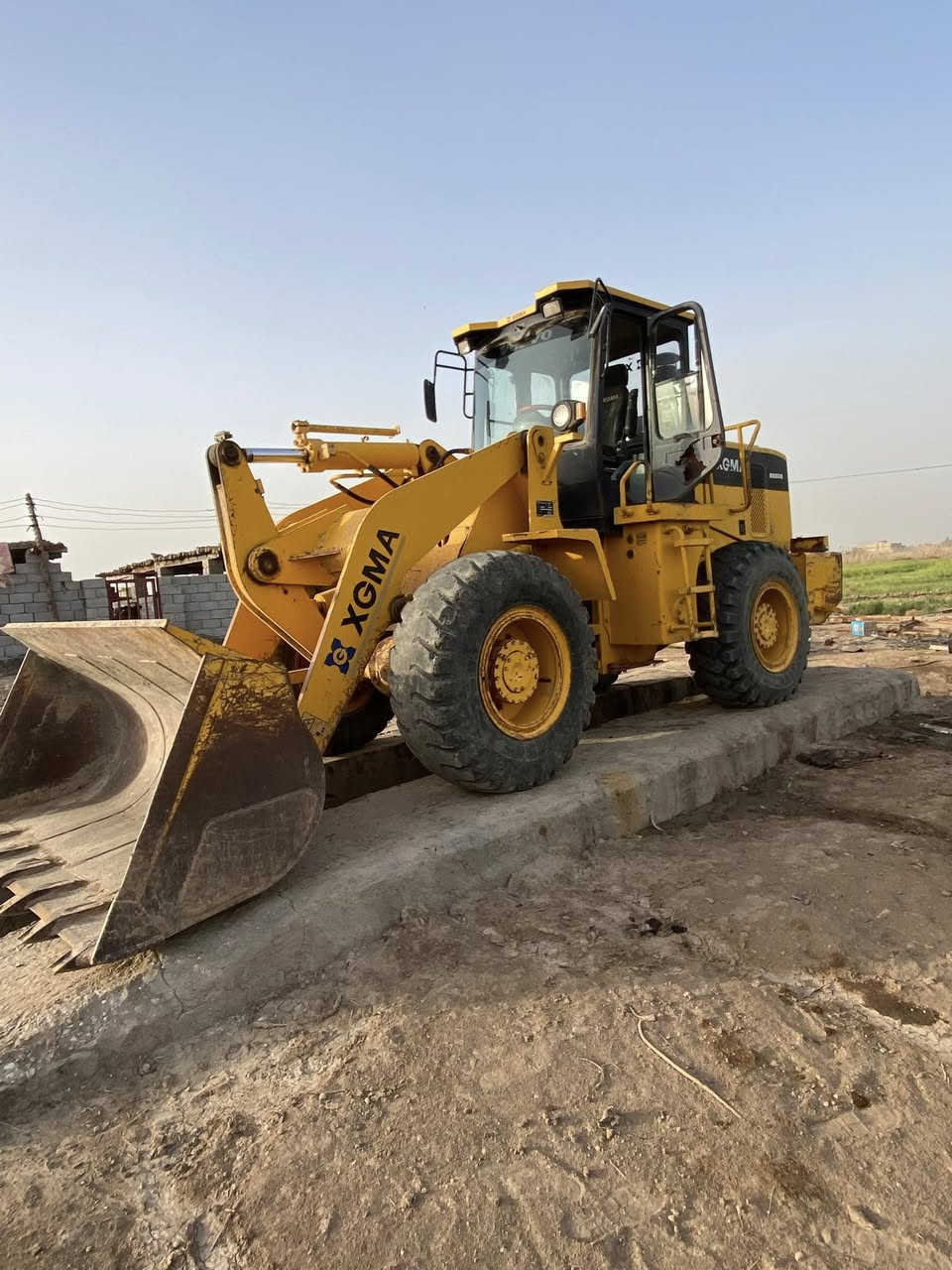 لبيع شفل صيني 36 اكس جيم محرك كمنز ١٠٢صل بدون رقام باقي حدادية شريكة حجري مكان ذي قار  سعر150 يرهم مراوس بكيه بنكو /***********////***********
