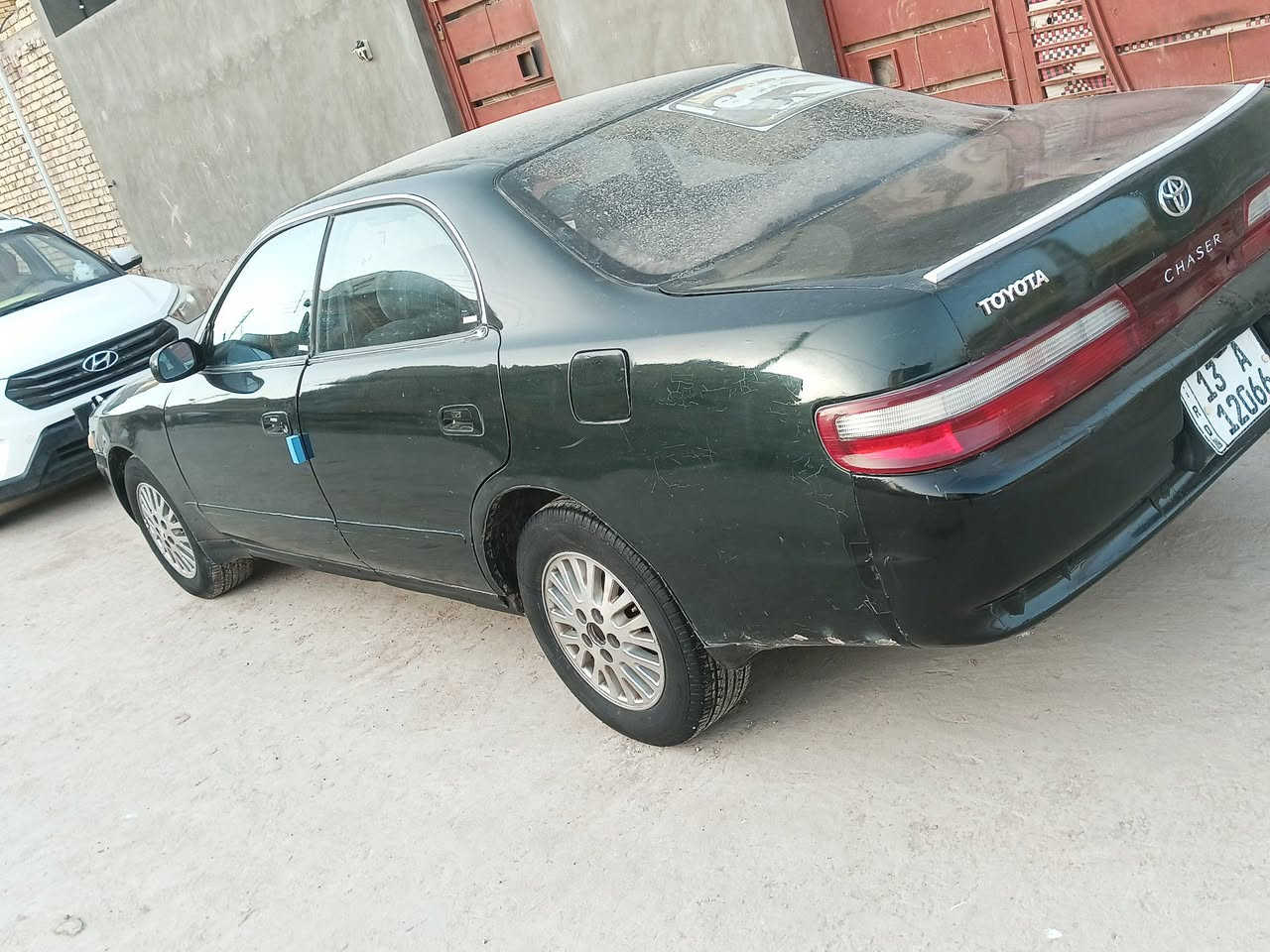 #السلام_عليكم
للبيع شيزر نفخ موديل 1993 لون أخضر غير محدد
رقم ميسان  أنكليزي مشروع وطني تتحول بكل المحافظات السنوية مجددة لحد2029  
مكفولة من العيب الشرعي مكفولة من الضربة القوية
السيارة عظمها صاحي بلاد حوض الجنطة والبرانكيت عل شركة مكفولات  البجم بلاد مكفول من الطخة حتا البدنة عل البلاد بعدها
بيها بارد فقط جوملغ والباقي مكفولة
دواخلها ودشبول وبطاين مرتبة ونظيفة الكهربائيات شغالة
الكير والمكينة ونجي مكفولات ومشروطات
الحدادية نظيفة ومرتبة
السعر مال البيع ب 48,بيه مجال 
العنوان ناصرية شطره.   
اتصال / ***********
