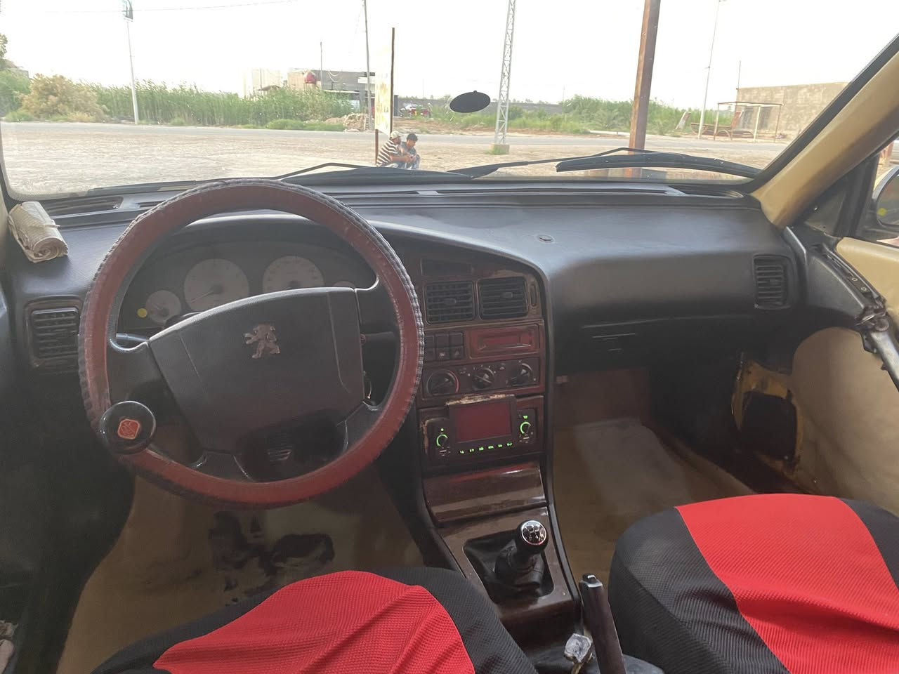 سلام عليكم بيجو بارص للبيع نضيفه بيهه فقط خياسات بل اهلالات الوره ولباقي كفاله عامه سياره مال جناي اصوليه سعر 30وبيهه مجال للشرايمكان السياره نجف


**إذا كنت صاحب هذا الإعلان وتريد حذفه لأي سبب، رجاءا أرسل رسالة إلى الدعم الفني**