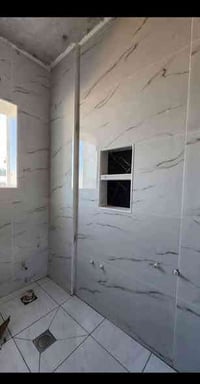 شغل ابومكرم المصري خلف درجه اولى جدران وارضيه وبورسلين ومرمر 077165411...