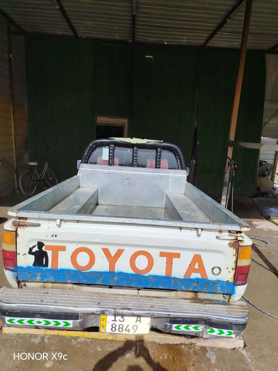 بيكم للبيع موديل91سياره نضيفه وحلوه يابان الستيرن باور
سنويه 29 رقم جديد كلشي شغال بيها كهرباهيات
بدي نضيف 
سعر48وبيه مجال قليل رقم ***********
