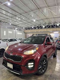 ابدأ رحلتك نحو القيادة المثالية مع معرض الدله للسيارات🚘، حيث الثقة وال...