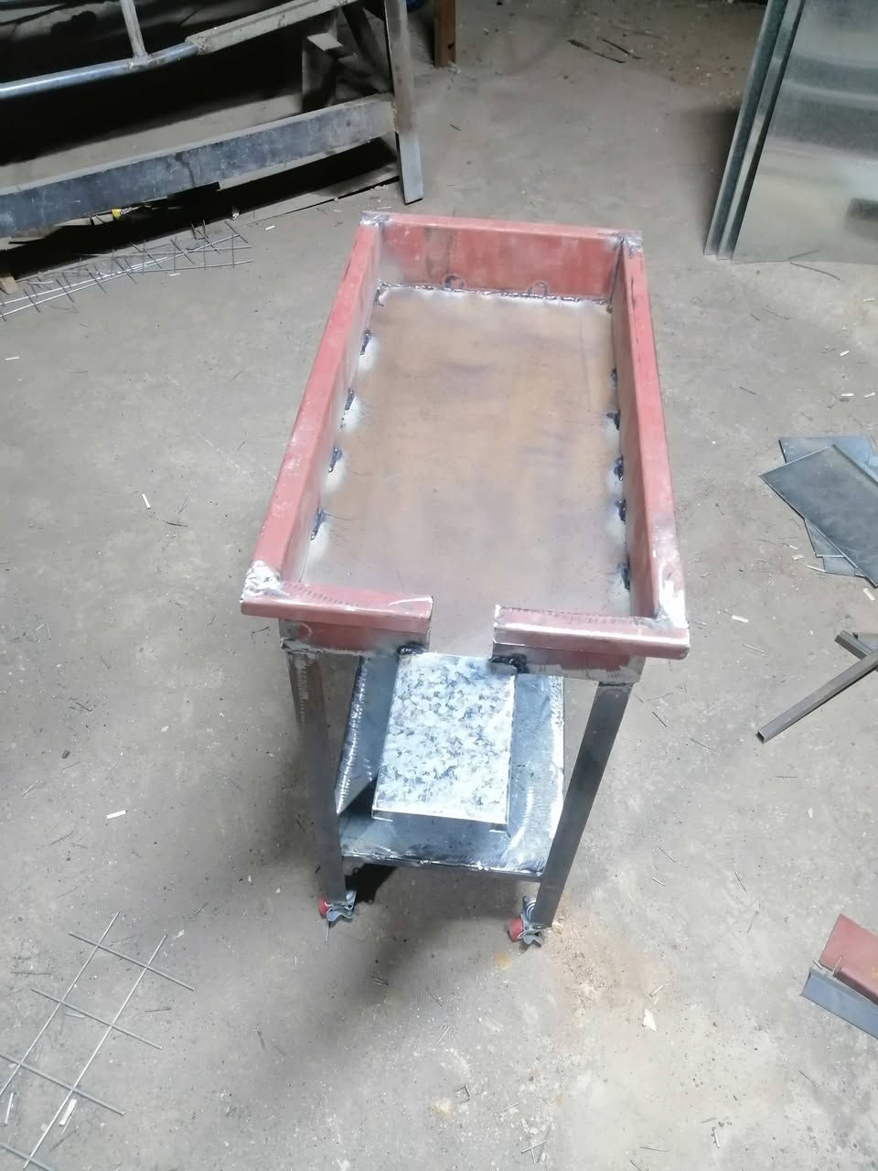 مناقل شوي أحجام مختلفه و اسعار من ٢٠ و فوك موجود أشكال
عنوان الفلوجة النساف قرب جسر البعلوان

حدادة سيف نسيم

*********** متوفر واتساب و اتصال
