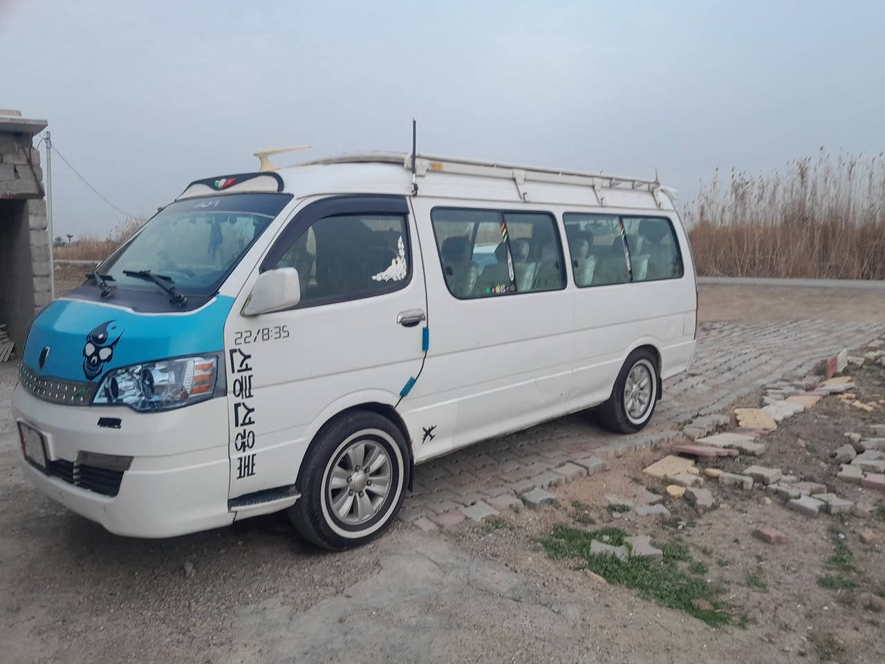 سلام عليكم جنبي اج وان ناصي تخم تاير جديد سياره حلوه ما بيهه اي نقص مكان المصابيح قرب معمل غاز 77وبيهه مجال *********** بي واتساب ***********
