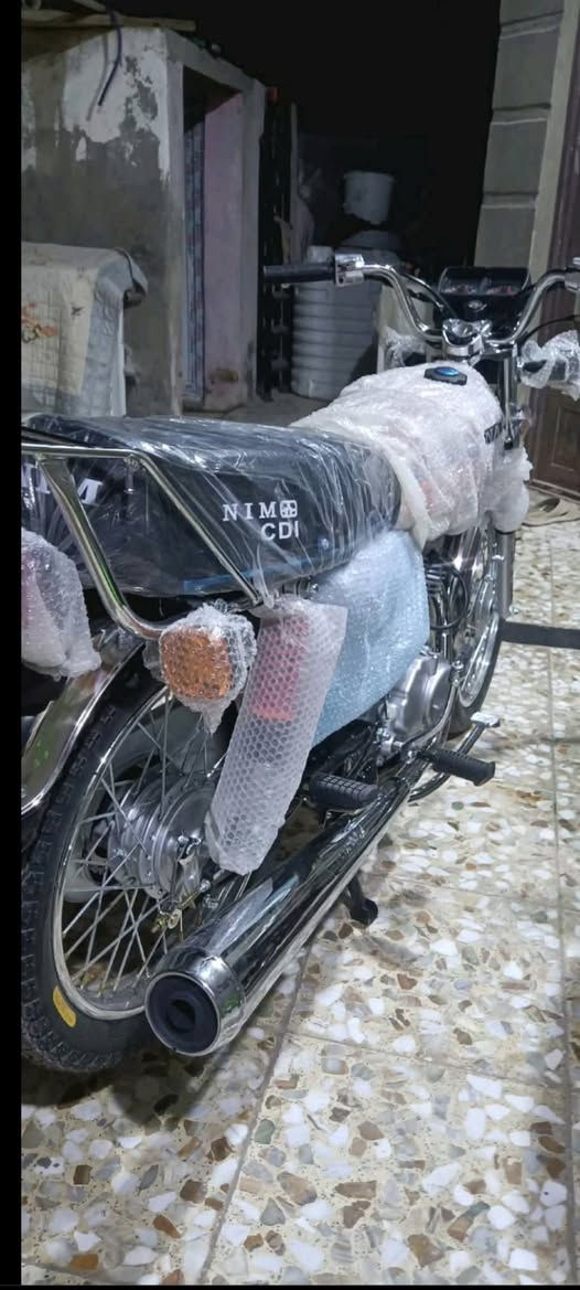 مامه 27 طبق شلامجه 3 احرف مصارله يومين بعدهي عله دهن السحك لون مميز ماروني سعر 750 وبيه مجال بسيط مكان بابل ابو غرق قرب محطه اليسار ***********
