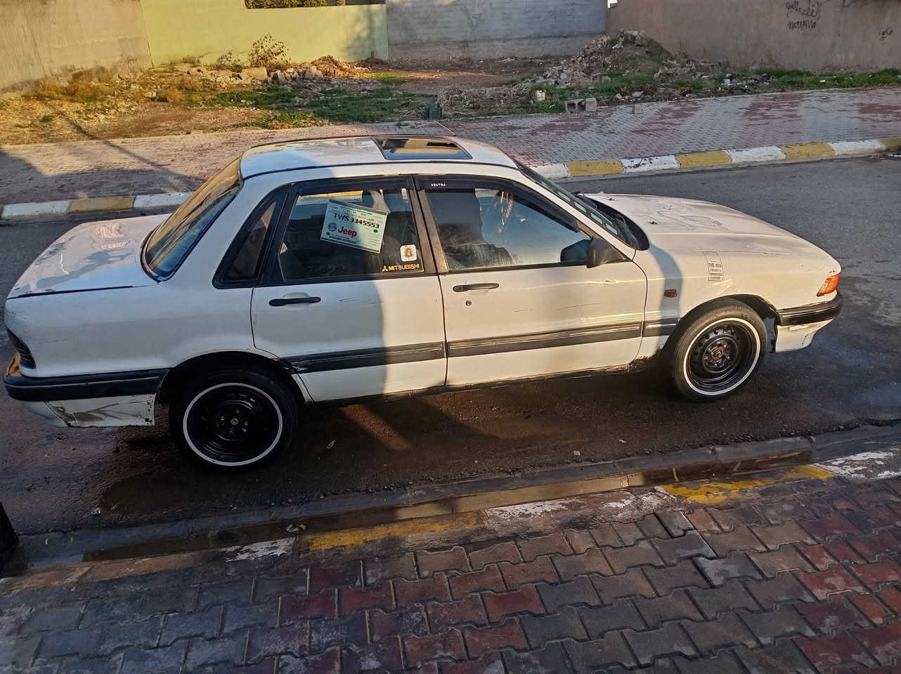 سلام عليكم سياره ميسي بوشي كلنت للبيع او مراوس كهربائيات شغاله محرك وكير صار سبوع من شاده
صدر جديد رقم بغداد وكاله عامه السعر 28بيها مجال بسيط ***********
