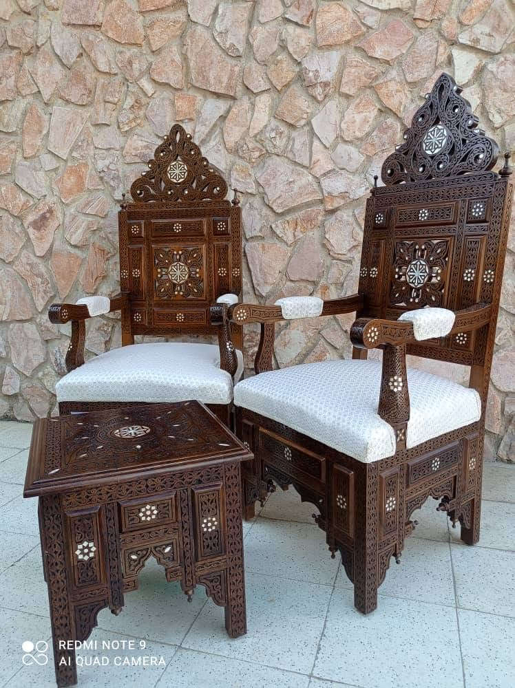 عرض خاص طقم عرابي صدف ثلاثية و 6 كراسي و طقم طاولات عدد3 واحد كبير و 2 صغيره صدف سنان بحري و حفر يدوي خشب جوز و بسعر مغري التواصل على الرقم و يواجد توصيل و شحن عام و موديلات تانية موجودين في دمشق 00963938435361


**إذا كنت صاحب هذا الإعلان وتريد حذفه لأي سبب، رجاءا أرسل رسالة إلى الدعم الفني**