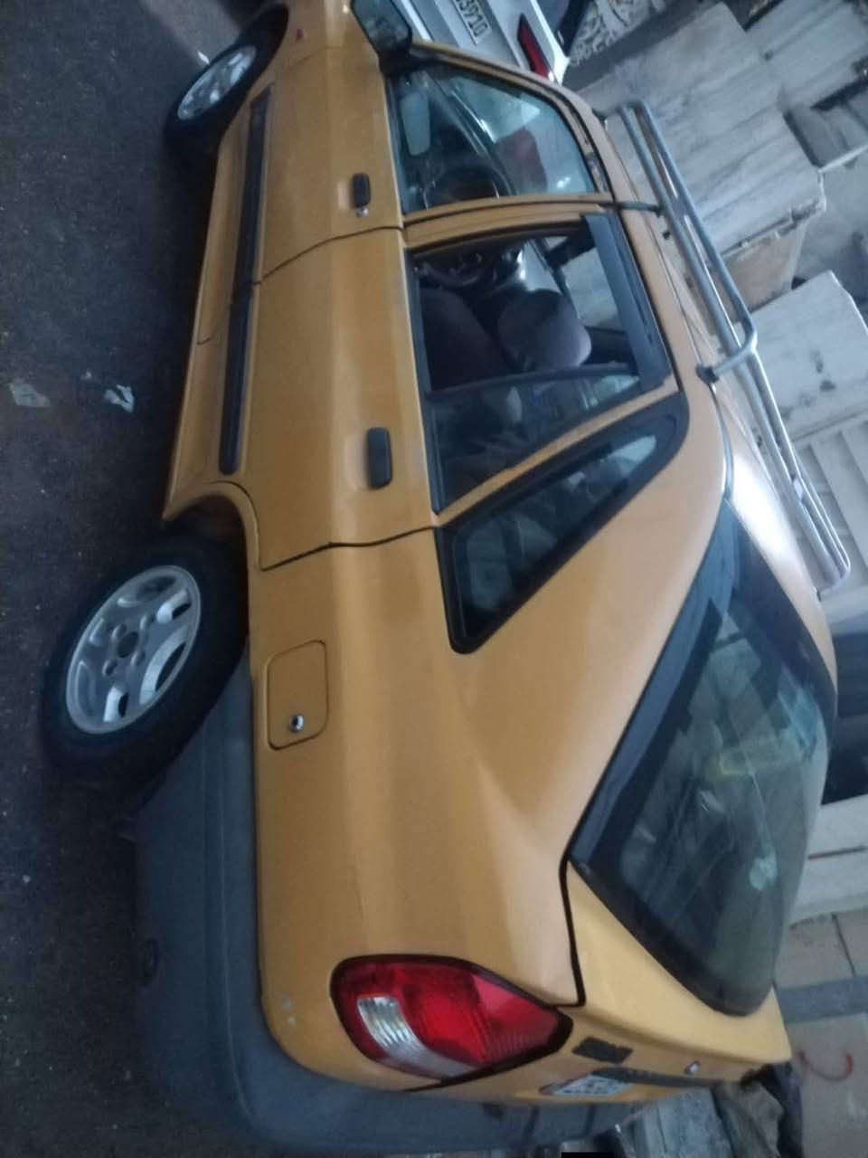 سايبه موديل 10نضيفه عوزهه بس
تبريد سعرها 22 وبيهه مجال +964 780 936 7334

