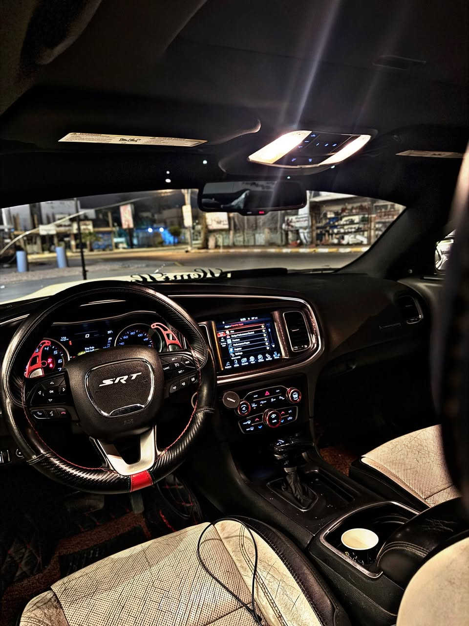 السلام عليكم ورحمة الله وبركاته 

جارجر ارتي 2015 ( 5.700 )
فول مواصفات فتحه سلايت
كشنات كهربائي +تدفئه تبريد
خزن ميموري الخلفيات تدفئة 
ستيرن تدفئه
مري قلاب +تعتيم 
رادار جابني
حساس خلفي
كامره اماميه وخلفيه دواره
شفتات ستيرن
حجر البيئه بلادي موجود
شوته موبر +دبات موبر
بلكات وولف حماوه ريسنك
ضرره بنيد ودعاميه ومحدثات
الباقي مكفول بدون صبغ السياره
سعره 195 وبيه مجال للشراي
مكاني بغداد  متواجد من الفطور للسحور
***********
