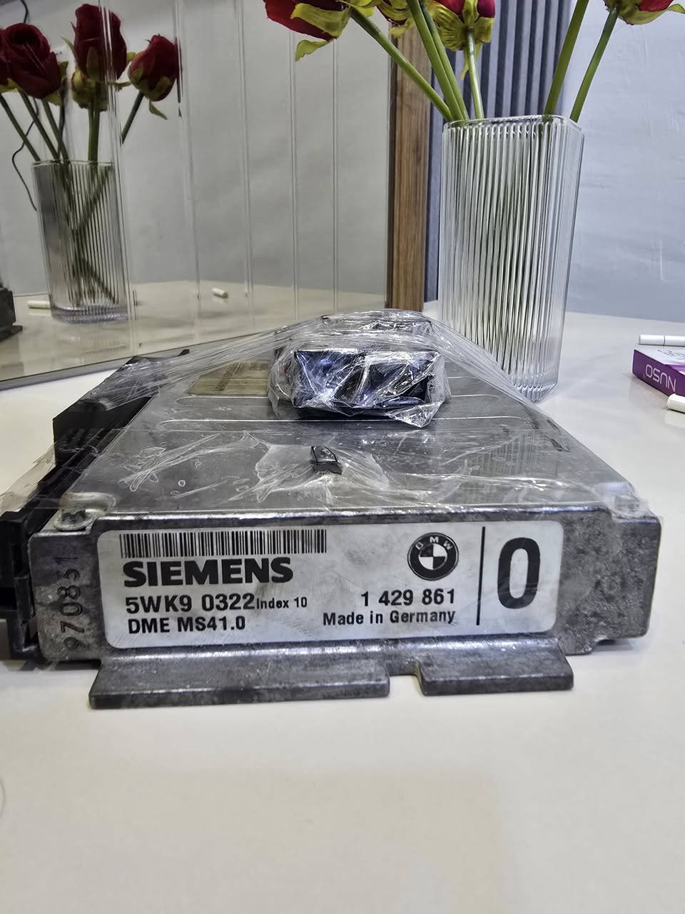 سلام عليكم عقل بي ام صقر سستم كامل مال وارد  مع شريحة التشغيل سعر ١٨٠ الف 
***********
