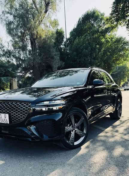 جنسيز gv70  لون اسود سبورت بلاس برستيج محرك 6 سلندر 3500 تون توربو فول مواصفات موديل 2024
ماشيه 18 كيلو فقط 
المواصفات 
 كت كامل بلادي مال سبورت يختلف عن العادي
ويل قياس 21 مشلن 
بانوراما 
6 انظمة قيادة 
شاشة تدعم اللغة العربية
5 كامرات 360 درجة مع الاشاره رادات 360 دراجة 
انارة محيطة داخليه بالسيارة متعددة الالوان 
حساسات اماميه خلفية وجانبية 
داتا شو 
كشنات كهرباء وخزن ميموري  ومساج وحظن  جلد اصلي 
بردات خلفية بلاديه 
جنطة كهرباء وبعد بيهه هواي مواصفات البرستيج 
السيارة تتقدم وترجع بالبصمه عن بعد 
مواصفاته متخلص 
حادث السياره فقط بابتين جهة السايق وبارد جاملغ خلفي 
وجتي من امريكا بيهه كلير جاملغ وباب عكس السايق صور الحادث موجوده والسياره بالحقيقه احلى من الصور 
رقم بغداد باسمي تحويل مباشر 
السعر 377 
العنوان بغداد الكاظميه 
***********
