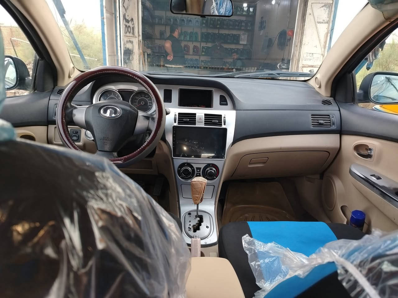 كريت وول فولكس 2012 كير ومحرك كورلا بيكاتشيو كير ومحرك نظيفات جدا
تبريد هسة كملته كله جديد +تدفئة
شاشة+دوشمة غرفة جديدة
سنتر لوك شغال السيارة جاهزة
السعر 45 وبيها مجال
***********
