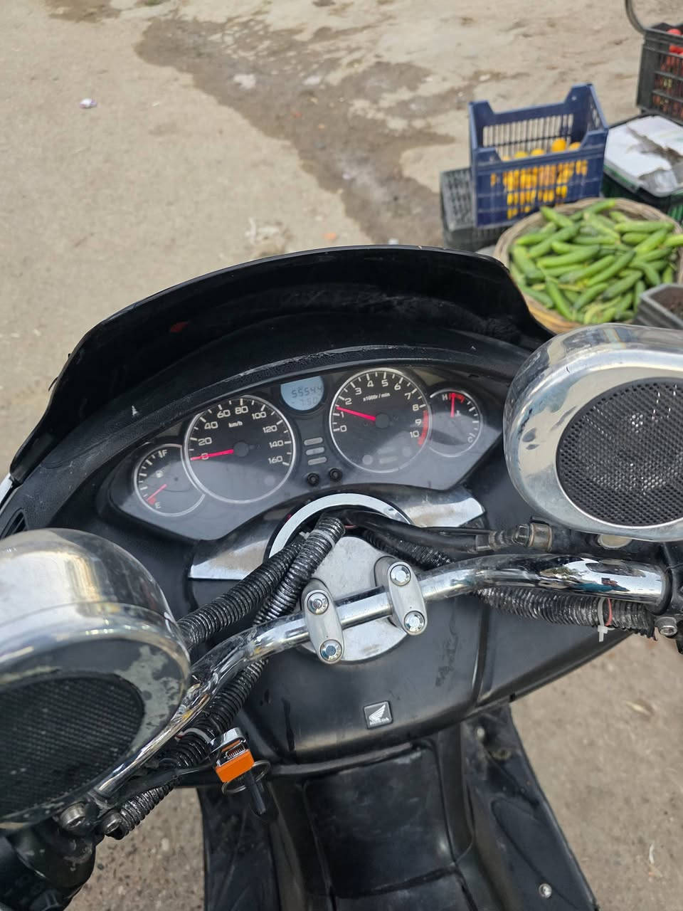 سلام عليكم شباب فورزة 08 البيع 650 بيهة مجال ***********
