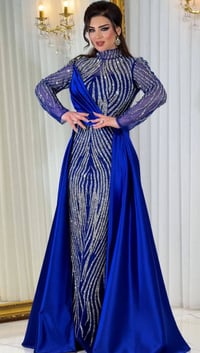 فستان • ستن درجه اولى • ٤٨