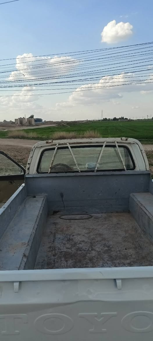 السلام عليكم

بيكب 80 رقم كركوك مشروع وطني لغاية 2029 بيها باركود بنزين معمرة و مصبوغه حزام محرك بي بخار گير اكسل بريك كلچ مضبوطات 5 تايرات جدد  شرط التحويل سعرها 27 وبيها مجال مكانها بكركوك /تركلان 
للأستفسار ***********
