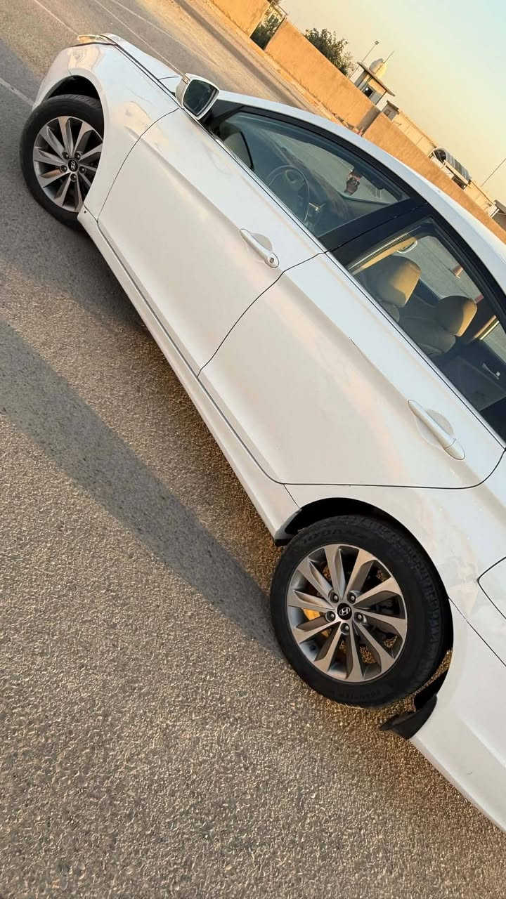 السلام عليكم سوناتا ٢٠١٤ محرك ٢٤٠٠ خليجي لمعرفه التفاصيل كامله الاتصال على الرقم *********** السعر ١٢٥ وبيهة مجال
