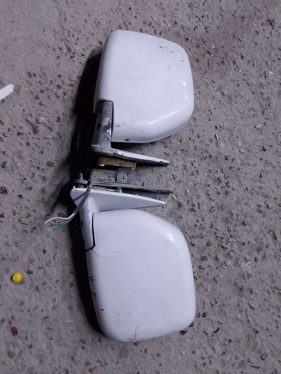 السلام عليكم سوبايه فتون نضيفه سعر 80  ويل فتون بلادي سعر 30 زوج تاير نضيف حجم 15 ار 195 سعر 70 زوج تاير نضيف حجم 205 70 15 سعر 60 زوج مري فتون سعر 20 مكان بغداد قرب تقاطع درويش اي ستفسار ع رقم ملاحظه خاص ماعندي ***********
