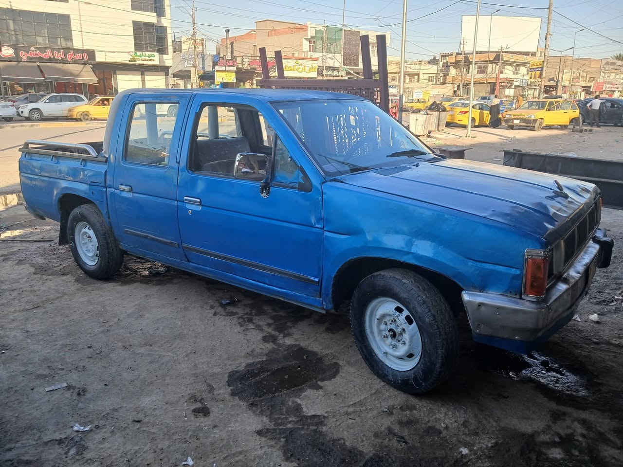 بيكب نيسان موديل 1990
رقم مثنى مشروع وطني سنويه 27 ثاني يوم تحول 
مكينه وكير ونجي جديد حاويه 
صدر امامي خلفي جديد
داخل نضيف 
كهربائيات كلها شغاله 
بدي نضيف 
السياره جاهزه باقي ترتيب خارج فقط 
سعر 24 وبيها مجال 
مكاني بغداد الدوره شارع ٦٠ 
***********

