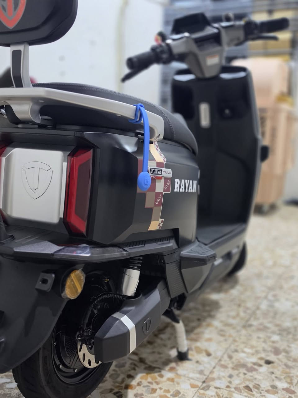 السلام عليكم
ريان ام اعيون بصمه 
٢٠٢٦ 
بصمات عدد ٢ 
صندوق كهرباء 🔋 
٦ بطاريات 
ملف ١٥٠٠ 
رماش لايت 
دبل اشارة 
دراجه جديدة اخت الزيرو 
مكاني بغداد 
السعر ٨٥٠ وبيها مجال ان شاء الله 
الشراي متواجد واتساب 
***********
