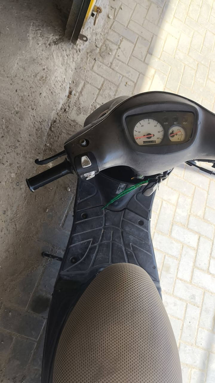 السلام عليكم دراجه بيجي البيع تواصل واساب ***********
