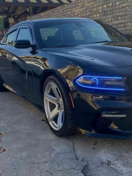 سلام عليكم
جارجر Rt ماشيه 81 ميل محرك 5700 هزه ورقم جدد بأسمي تحويل ثاني يوم 
صبغ جاملغ وحافة الباب بدون دواخل بدون ايرباك صور الحادث بلمنشور 
كشن كهرباء وجلد داخل كاربون فايبر لايت متغير وزنون شاشه جبيره وكامره ويل نجمه خسفه قويه اصلي كزوز كورسا بوابات برمجه فتح سرعه وسيفتي بلكات ريسنك شفتات بل ستيرن 
مكاني الدوره ب ١٩٠ وبيه مجال كلش قليل 

***********
