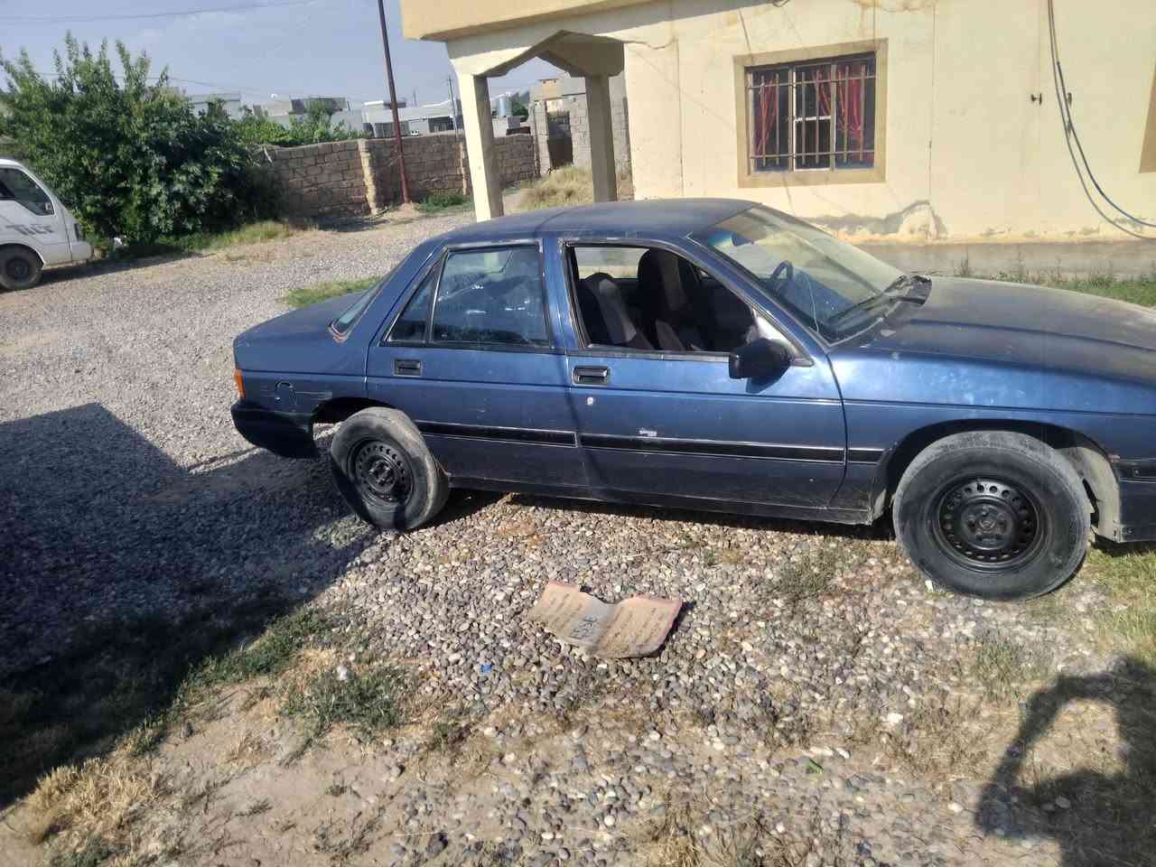 السلام عليكم سياره للبيع محركها معمر جديد تايرات جدد سياره بدون صبغ باورها شرط وسعرها 20 وبيها مجال ويرهم مراوس
للاستفسار ***********
