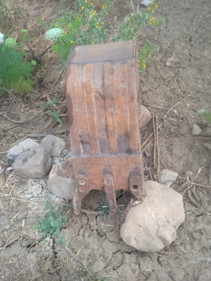 سلام عليكم كاين ڨودي صغير للبيع المهتم يتصل 0784401085


**إذا كنت صاحب هذا الإعلان وتريد حذفه لأي سبب، رجاءا أرسل رسالة إلى الدعم الفني**