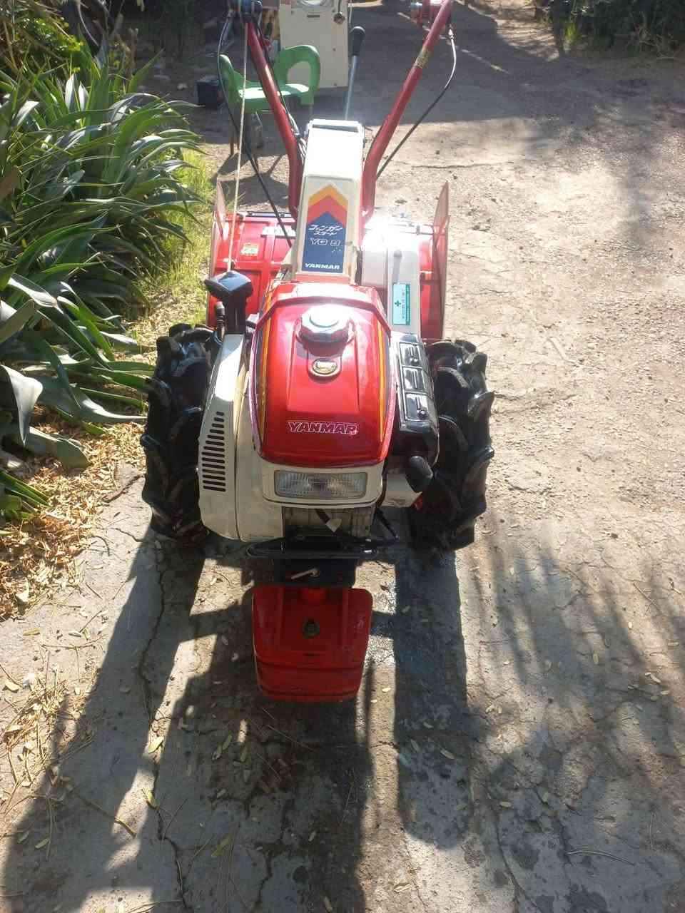 ماكنة ينمار يابانية جديدة  بستم واحد بنزين حجم كبيرة مع رباشة مكان بغداد شعب ***********
